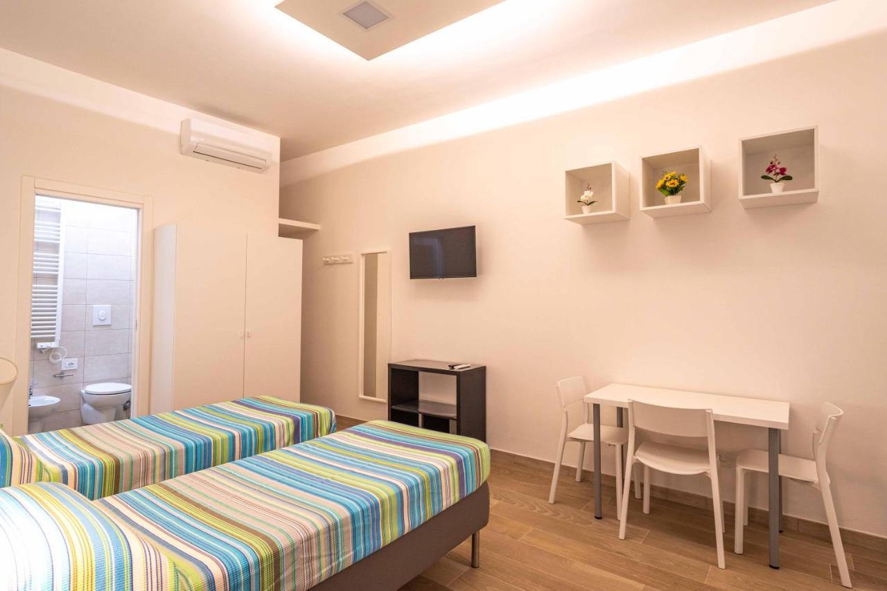 Seven Notes Guest House Bari Exterior foto
